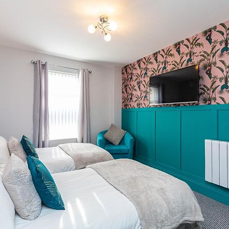 Beachfront Apartment 3 Bedrooms Sleeps 7 - Gateway To The Lake District - Newly Refurbished Morecambe Exteriér fotografie