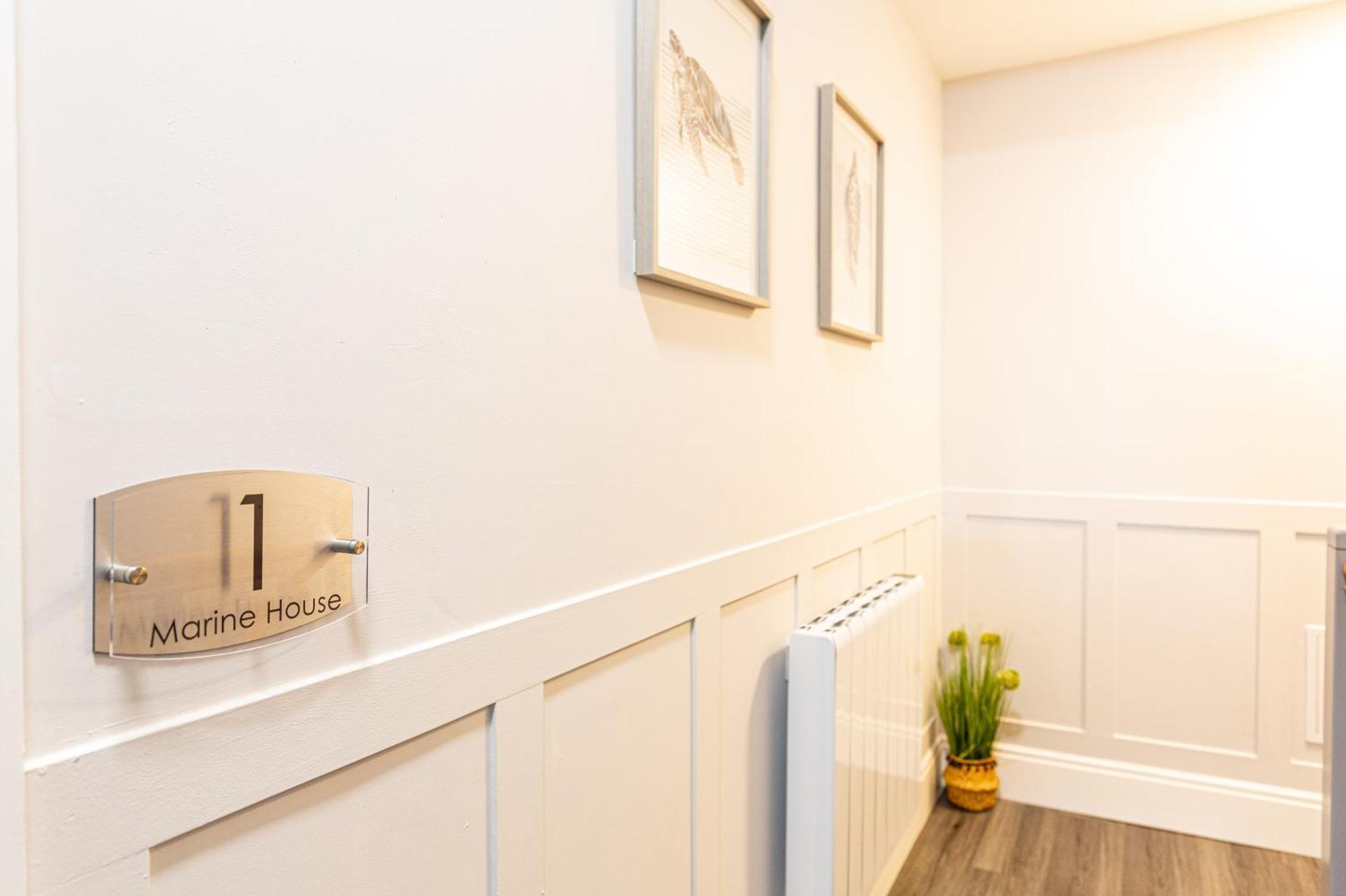Beachfront Apartment 3 Bedrooms Sleeps 7 - Gateway To The Lake District - Newly Refurbished Morecambe Exteriér fotografie