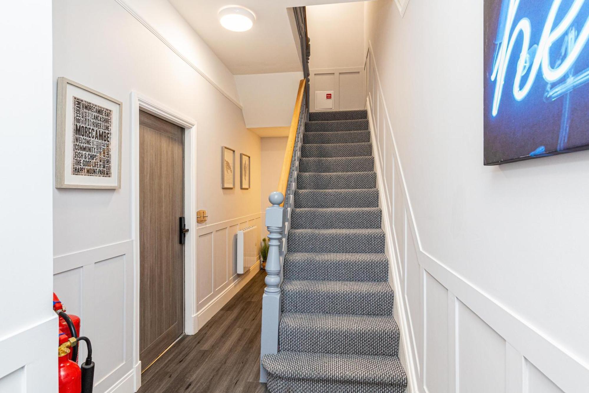 Beachfront Apartment 3 Bedrooms Sleeps 7 - Gateway To The Lake District - Newly Refurbished Morecambe Exteriér fotografie